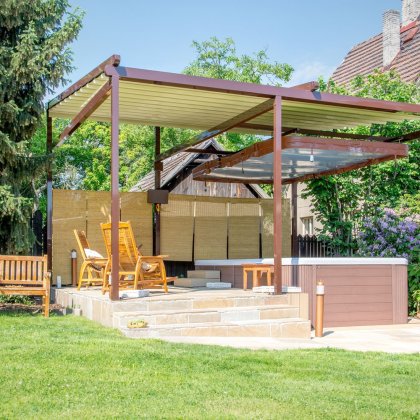 Obrázek č. 1 pro 'Pergola se zvedáním poklopu vířivky'