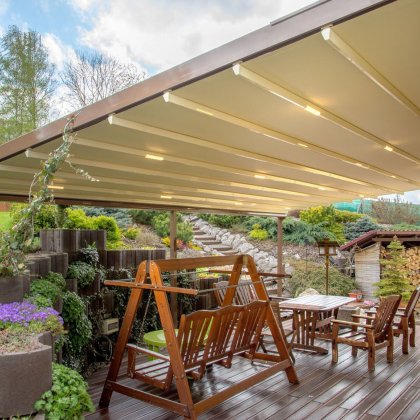 Obrázek č. 5 pro 'Pergola se shrnující PVC střechou'