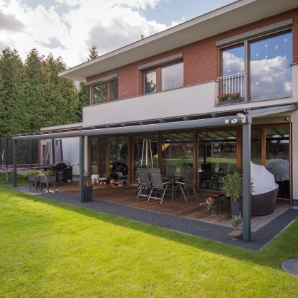 Obrázek č. 5 pro '12 m dlouhá prosklená pergola'